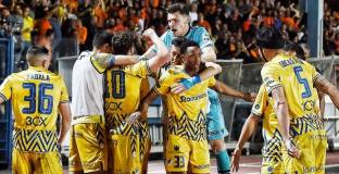 Още един роден отбор ще играе срещу АПОЕЛ Никозия... но в контрола